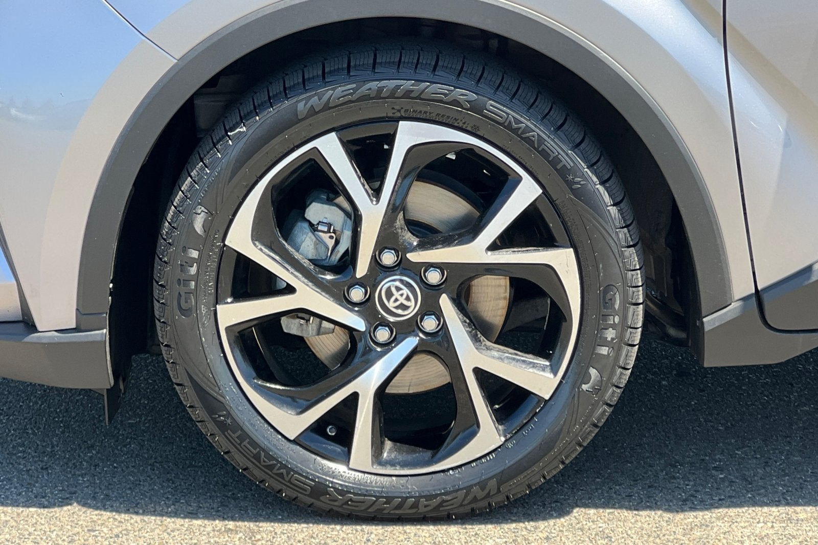 2020 Toyota C-HR XLE
