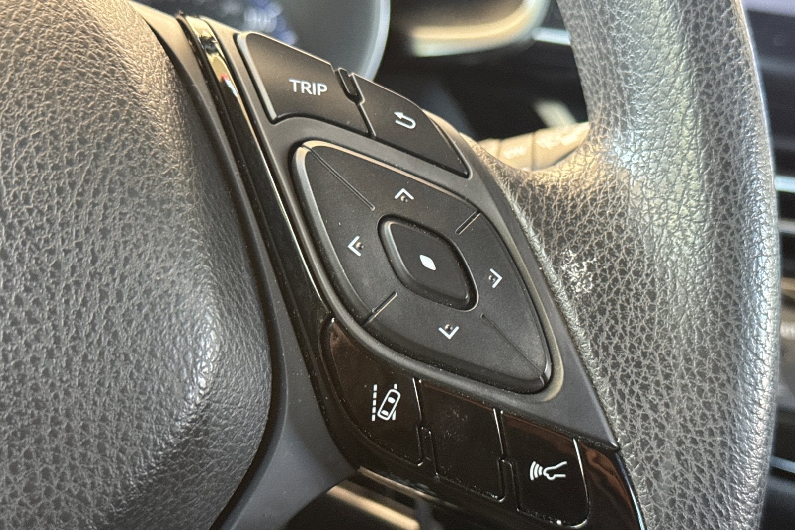 2019 Toyota C-HR LE