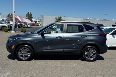 2022 Kia Seltos S