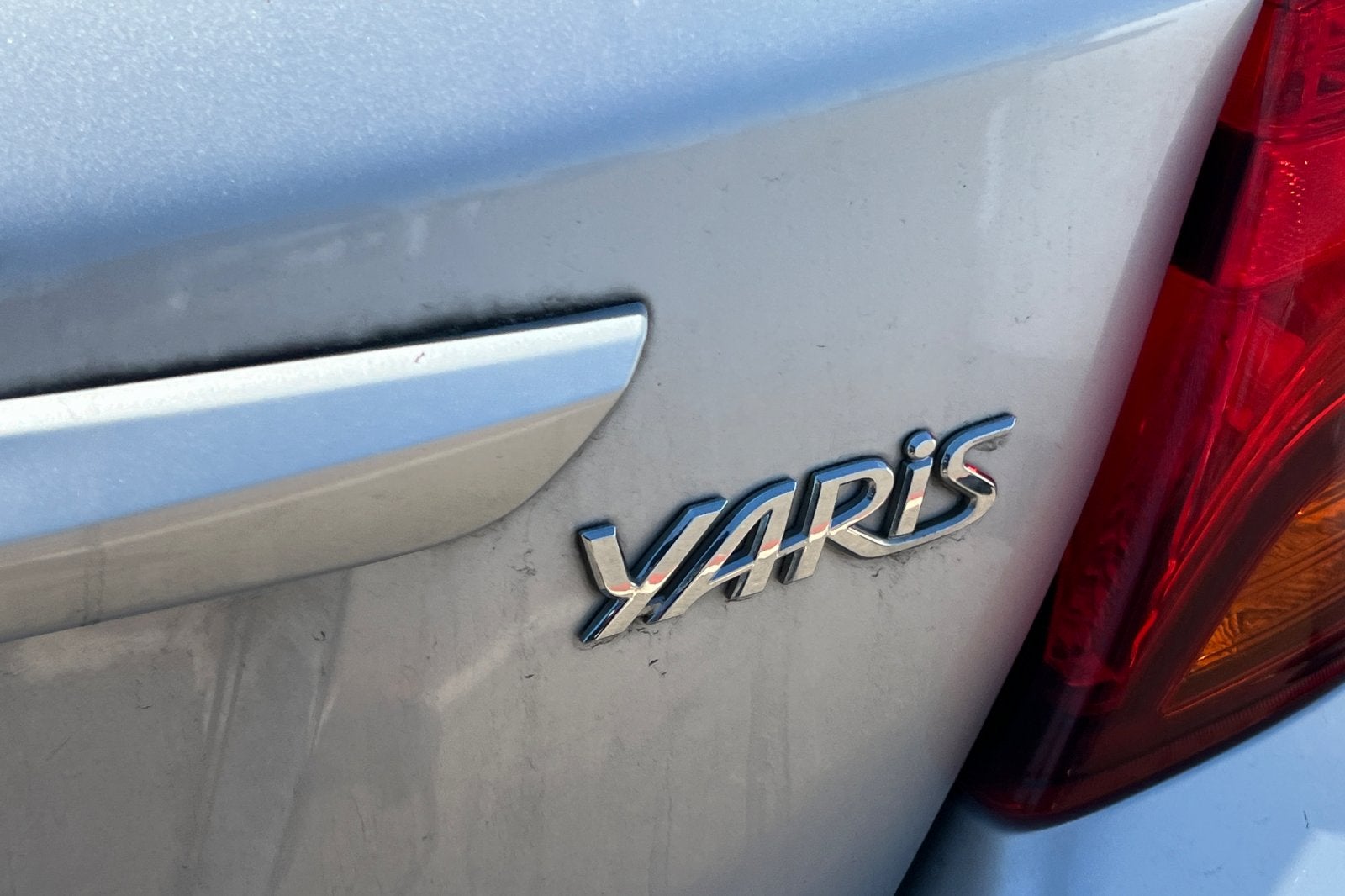 2015 Toyota Yaris L