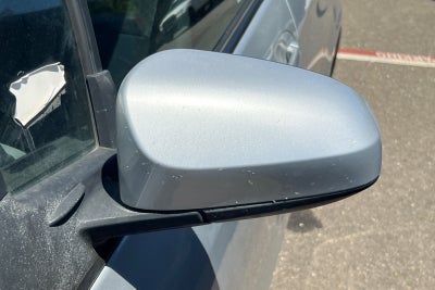 2015 Toyota Yaris L