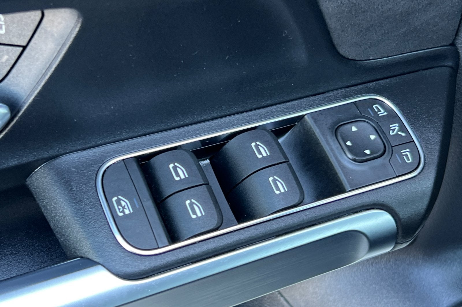 2025 Mercedes-Benz GLB 250 GLB 250