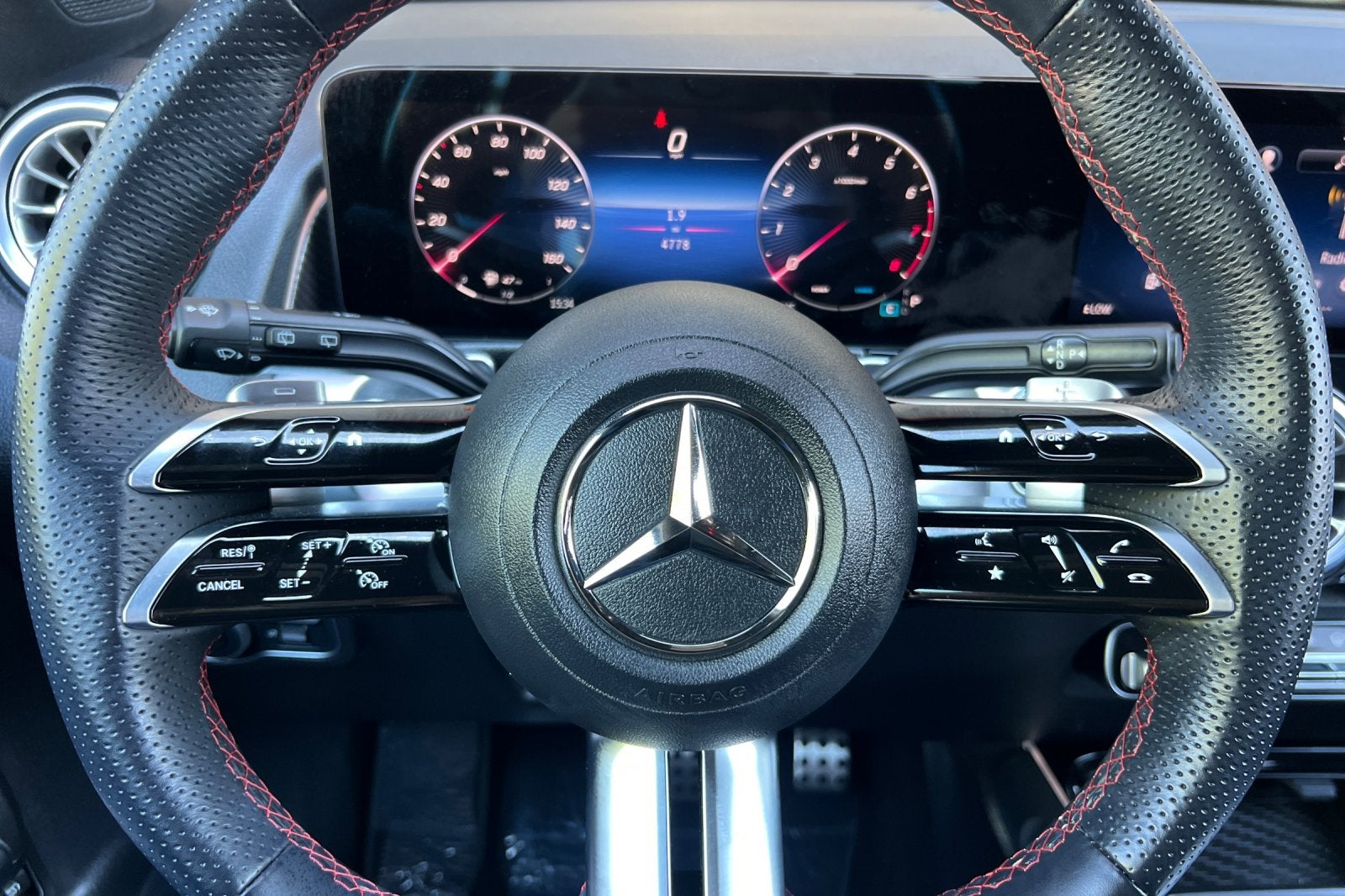 2025 Mercedes-Benz GLB 250 GLB 250