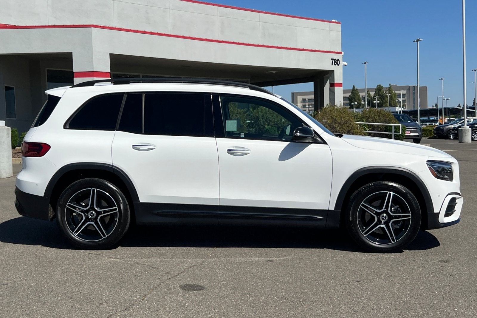 2025 Mercedes-Benz GLB 250 GLB 250