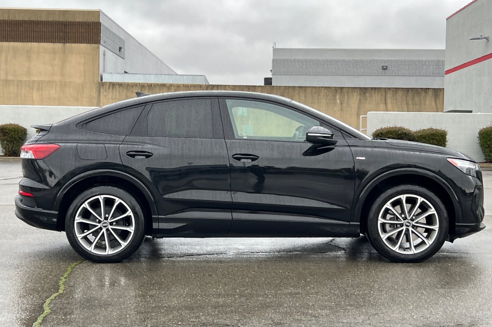 2022 Audi Q4 e-tron Sportback Premium Plus