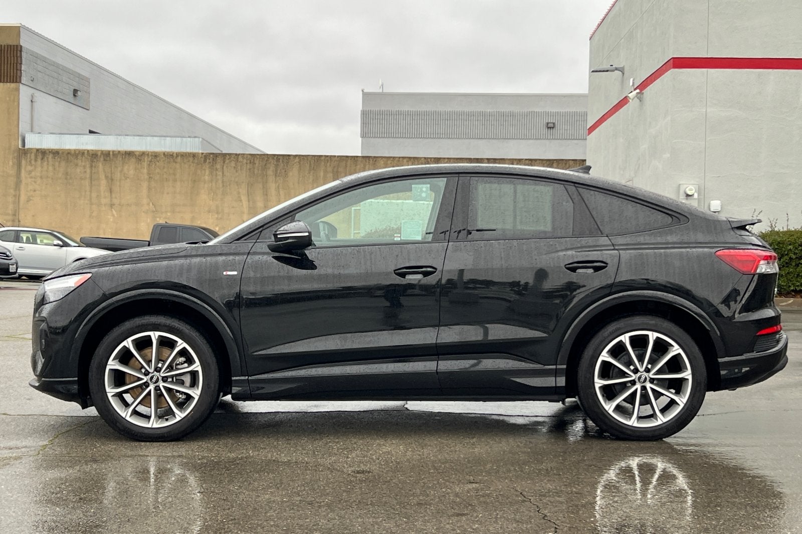 2022 Audi Q4 e-tron Sportback Premium Plus