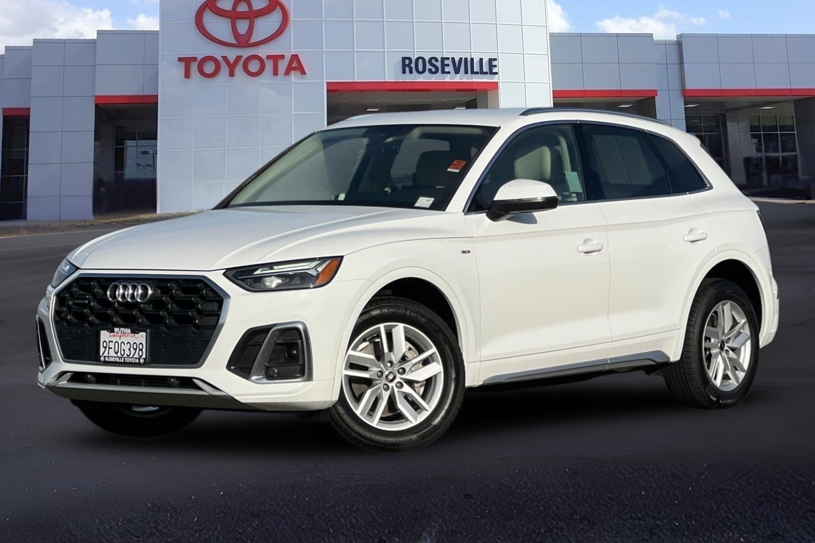 2023 Audi Q5 S line Premium