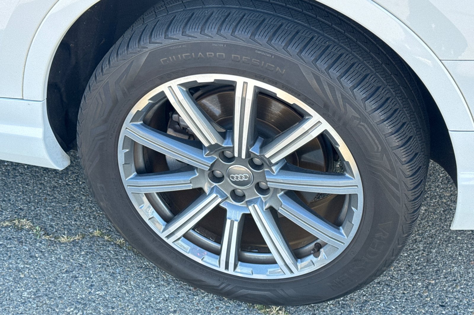 2019 Audi Q7 Premium Plus