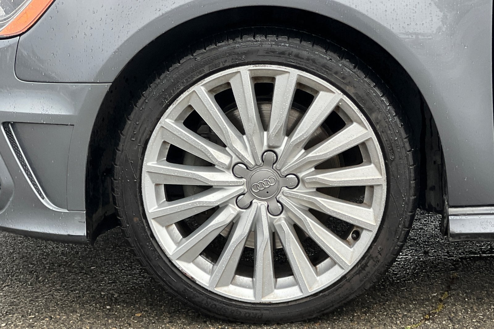 2016 Audi A3 e-tron Premium Plus