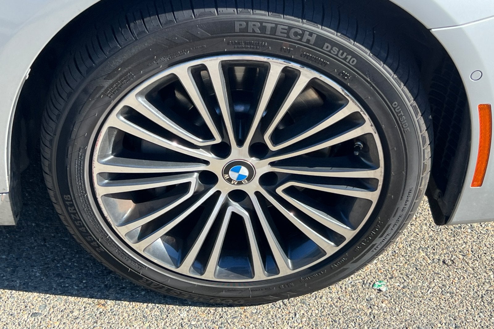 2020 BMW 530i 530i
