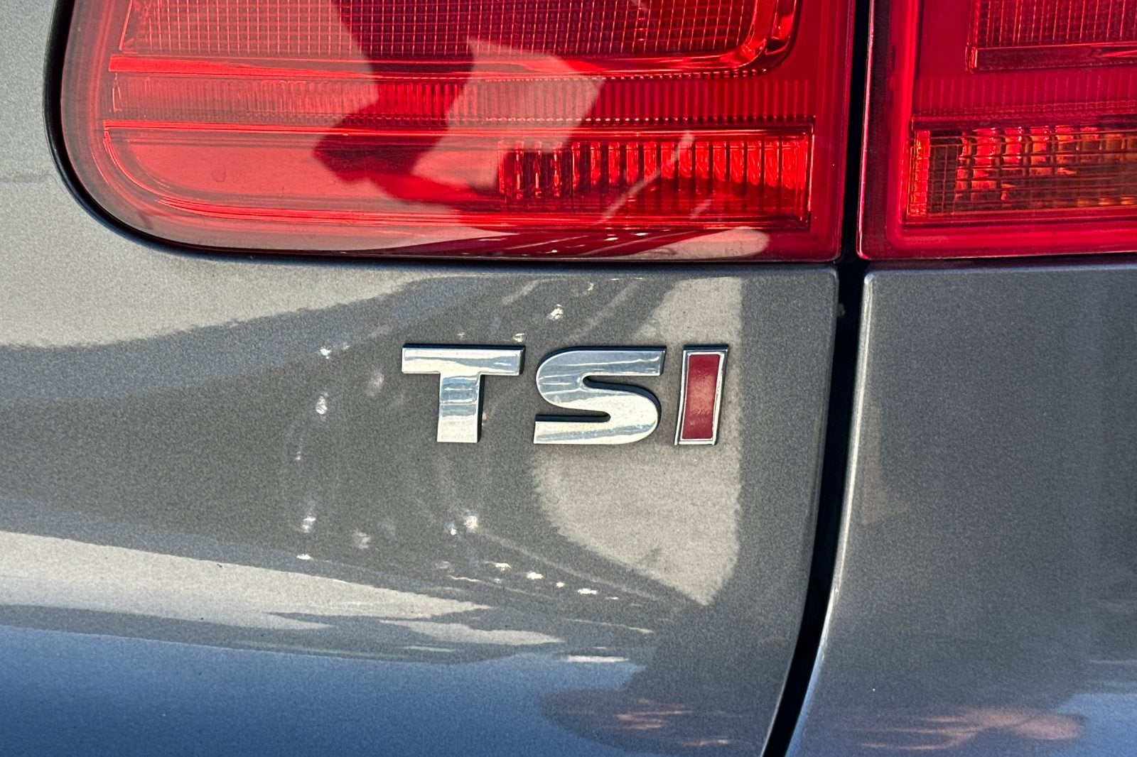 2017 Volkswagen Tiguan Limited Base