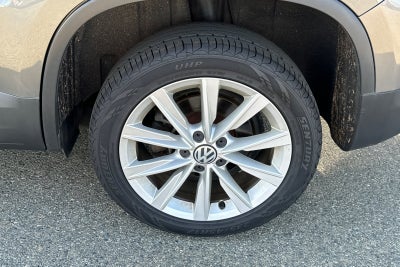 2017 Volkswagen Tiguan Limited Base