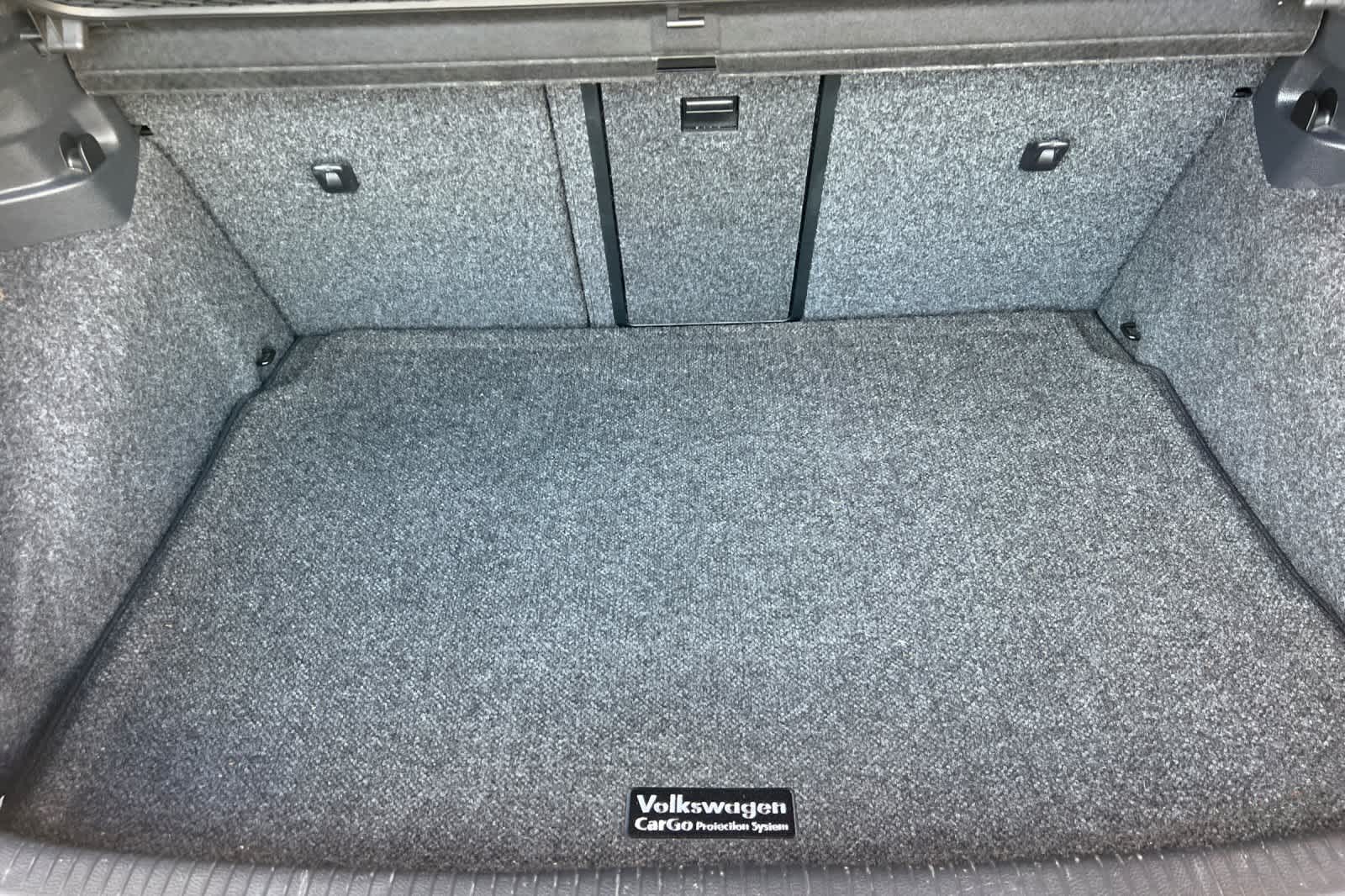 2013 Volkswagen Golf Base