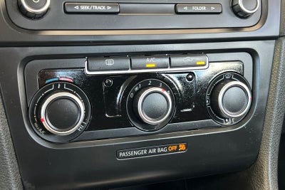 2013 Volkswagen Golf Base
