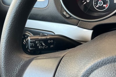 2013 Volkswagen Golf Base