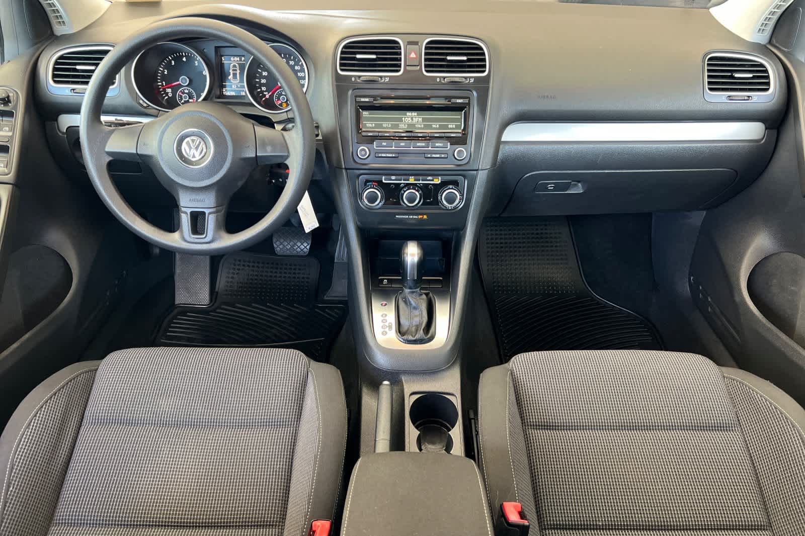 2013 Volkswagen Golf Base